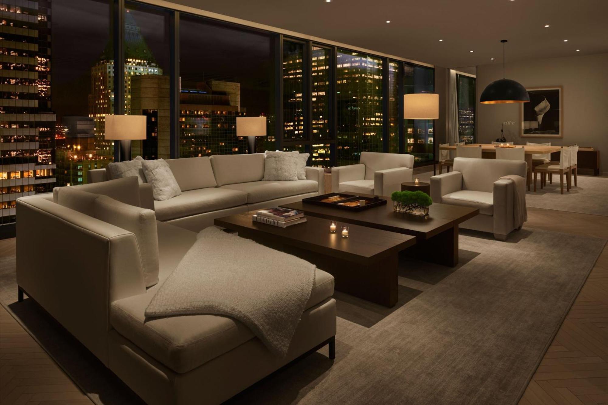เดอะ ไทม์ สแควร์ เอดิชั่น Hotel นิวยอร์ก ภายนอก รูปภาพ Interior of a penthouse