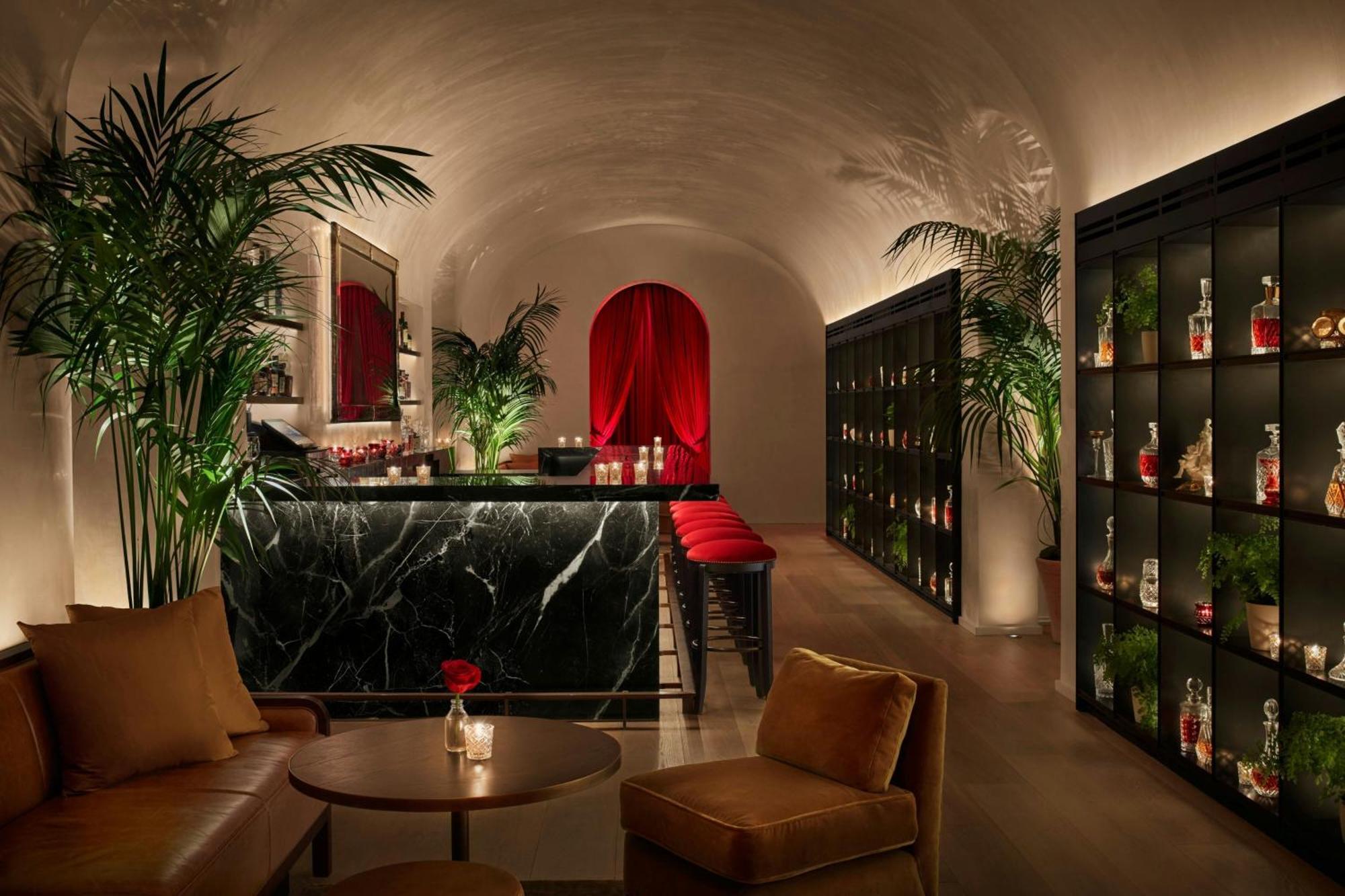 เดอะ ไทม์ สแควร์ เอดิชั่น Hotel นิวยอร์ก ภายนอก รูปภาพ The Bar at The London Edition