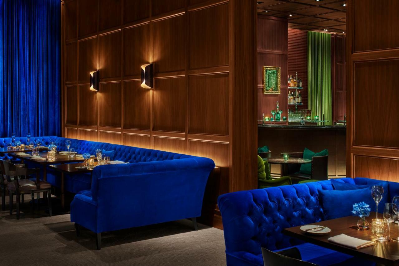 เดอะ ไทม์ สแควร์ เอดิชั่น Hotel นิวยอร์ก ภายนอก รูปภาพ The interior of the restaurant